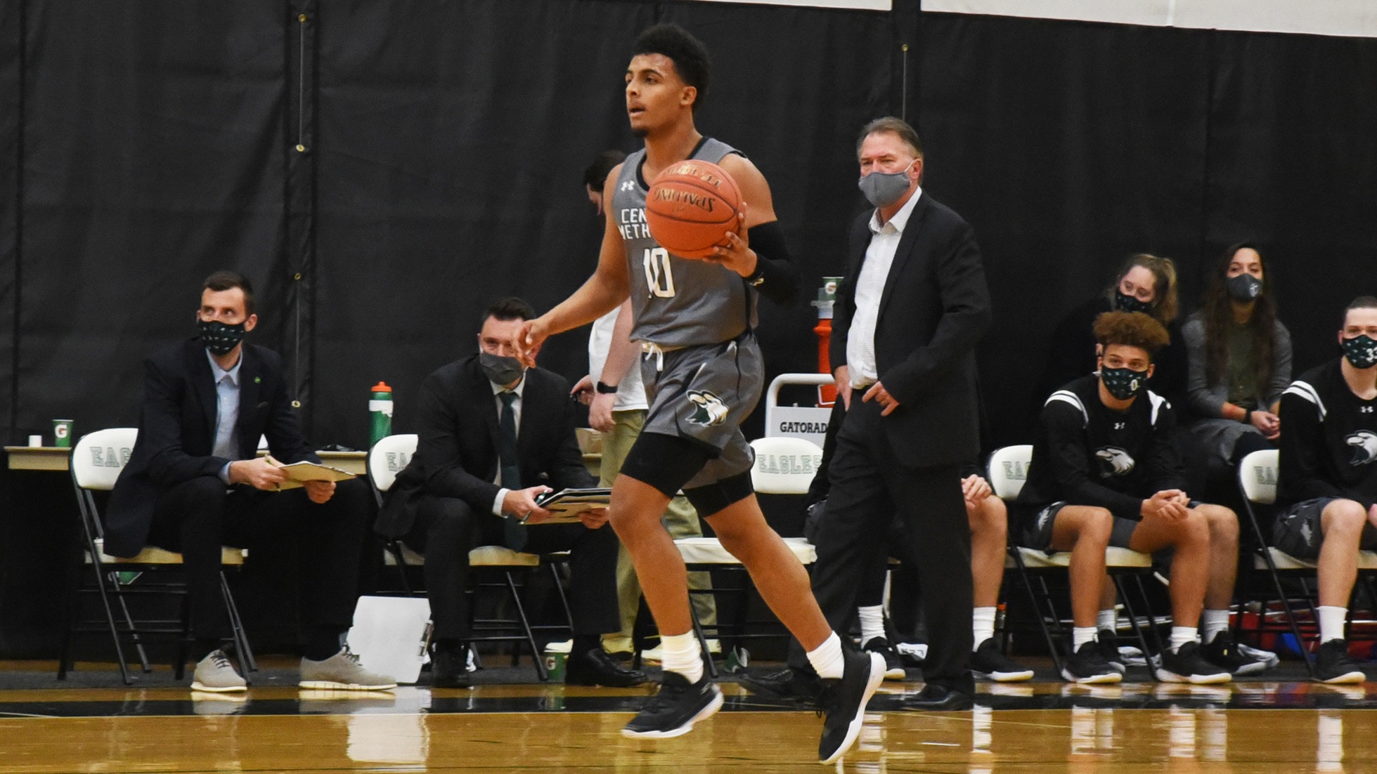 Eagles fall to Wildcats, 63-51