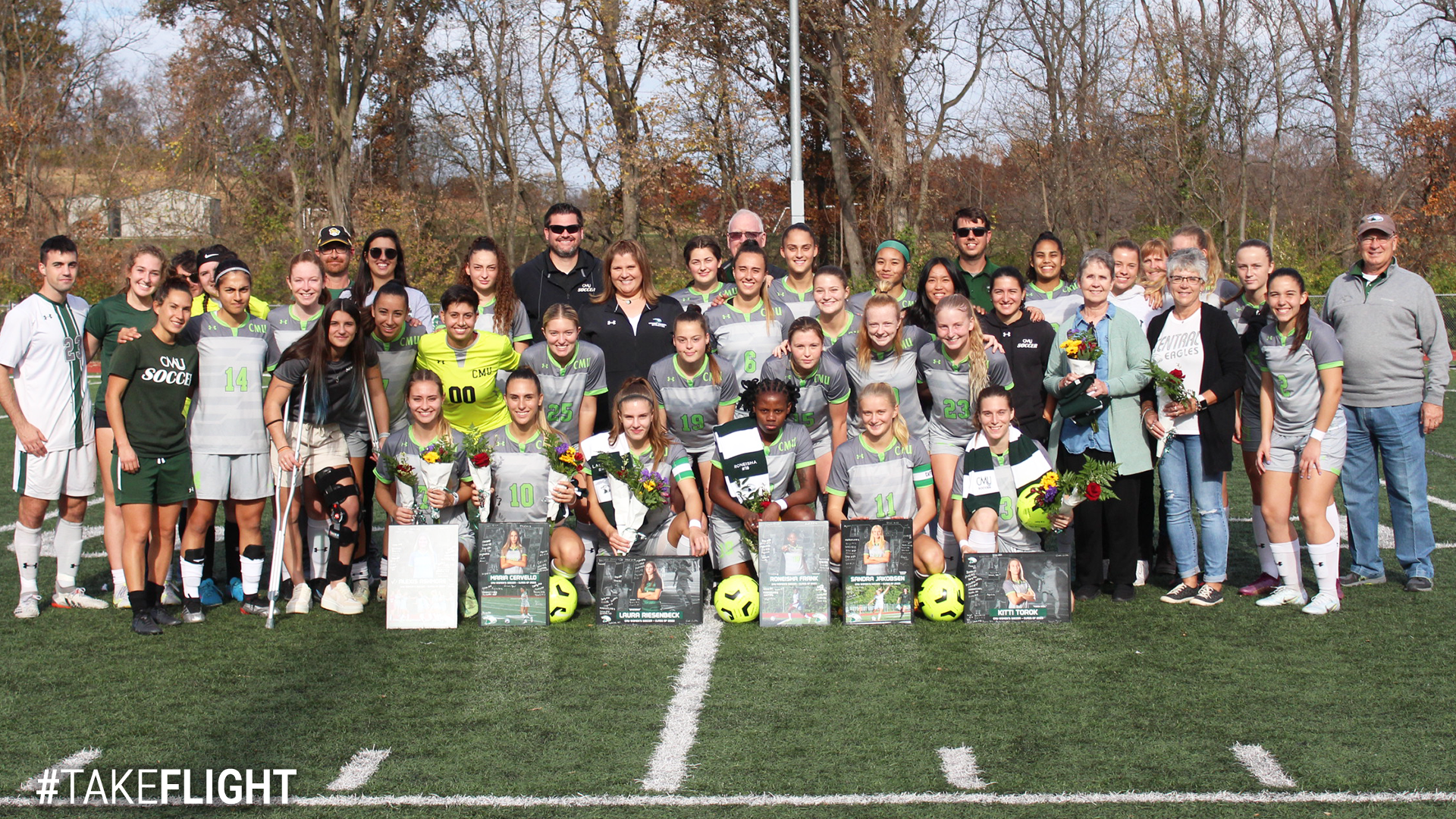 No. 8 Eagles Cruise Past William Penn for Senior Day Victory